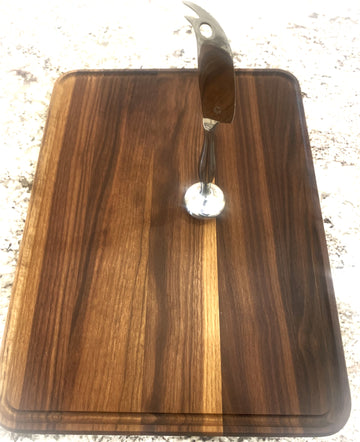 Standing Cheese Knife and Walnut Board Bundle M