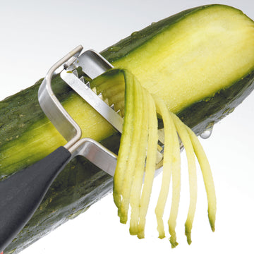 Julienne Peeler - STRISCIA 13660